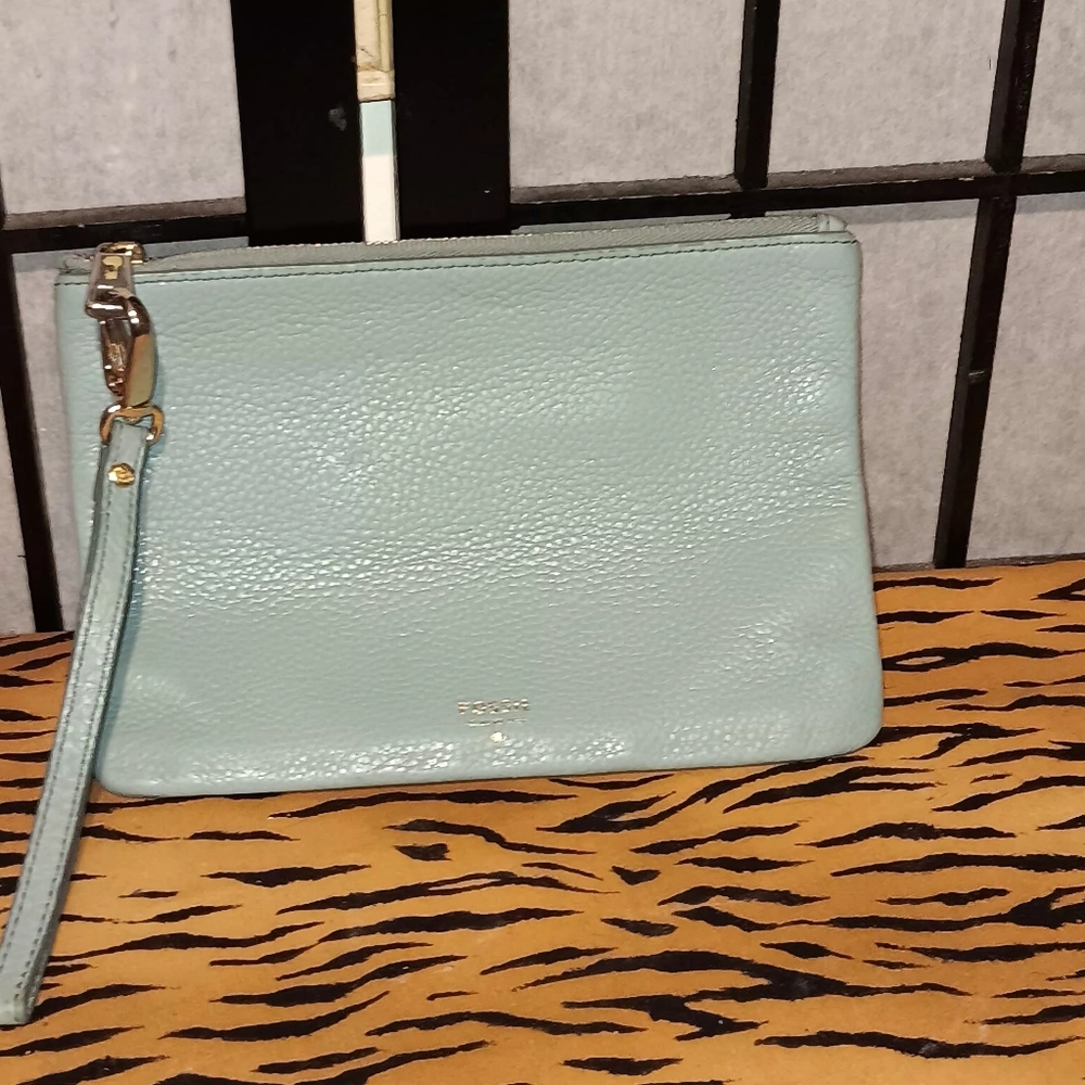 Fossil Pebbled Leather Wristlet Clutch - Picture 6 of 6
